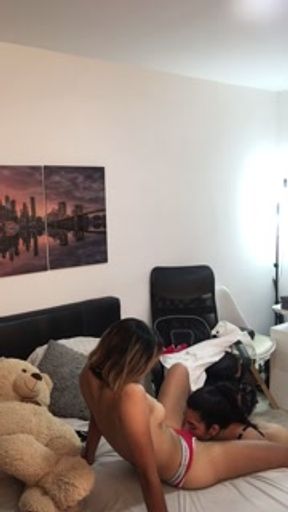 I have sex with my hot girlfriend in a hotel in the city.