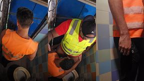 meu cheffe me fudendo gostoso no banheiro do trabalho