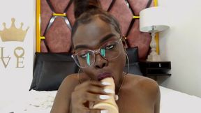 Victoria Nour Private Show