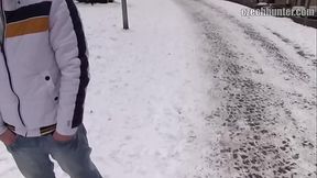 A Few Extra Cash Is All This Guy Needs To Find Out That He Likes Being Gay More Than Being Straight - BigStr