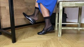 MRS MAGGIE OFFICE SHOEPLAY IN LOAFERS SEXY MATURE FEET - MP4 Mobile Version