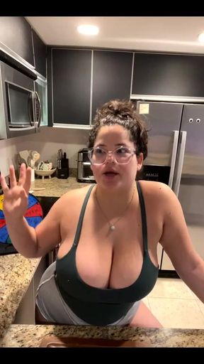 Live Stream with Dani Valentina