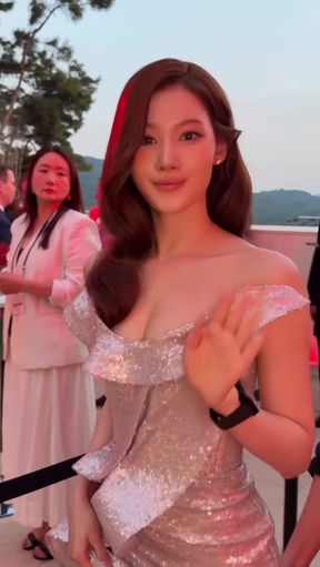 Korean actress on red carpet