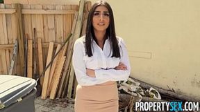 PropertySex - Hot real estate agent with large natural boobs motivates the handyman to work faster by fucking him in the laundry room