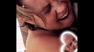Blowjob – amatur dicukur British Alexis May menerima ayam dari asshole ke mulut