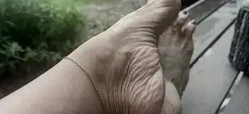 Her Feet Power Over You - LaCreme