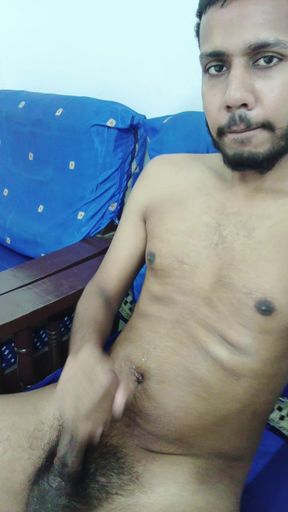 Jaldi se muth maar leta hoon koi dekh naa le.