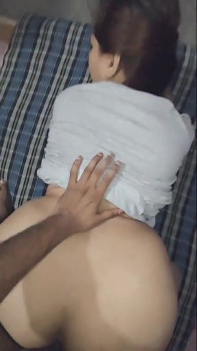 Must-see moment from &quot;Tamil Housewife Hard Fuck with Boyfriend&quot;