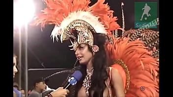 Lorena bueri gostosa no carnaval