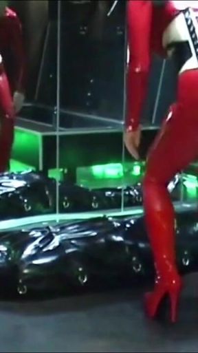 Rubber mummification part 1