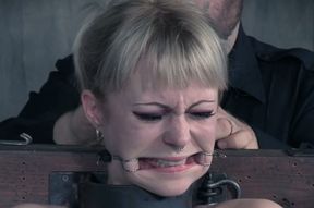 Submissive slim tattooed blondie gets nostril and mouth stretching