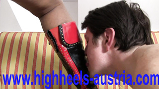 ebony shoe tonguing
