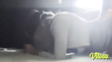 She moans when I put my whole cock inside her, she´s blindfolded