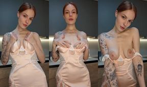 Slim redhead natural boobs & the wettest pink pussy you’ll see today ???? Sub OF
