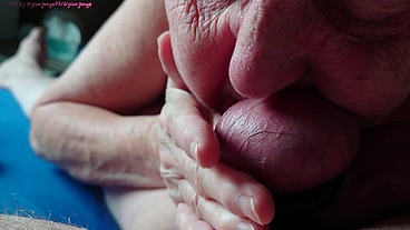 Geile Oma und die Fette Hoden