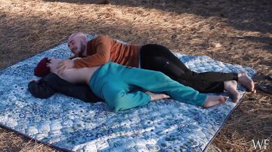 Hairy Pussy Hand Job And Big Natural Boobs Amateur Couple Sensual Outdoors At Sunrise