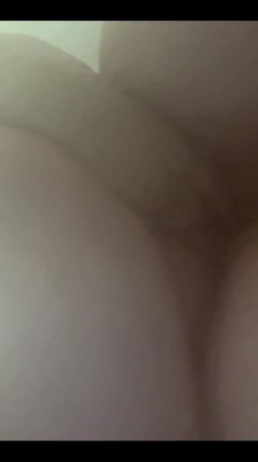 BBW Plays in the Shower