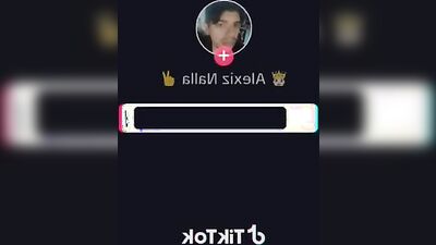 BULTOS DEL TiK-TOK (A VERGÓN ARRECHO SE LE PONE TIESA LA VERGA)