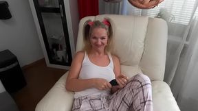 Hot MILF plays with her sensitive, bald pussy before cumming hard