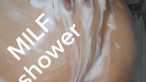 MILF shower 720p