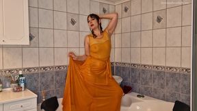 Wet Yellow Dress 720p MP4