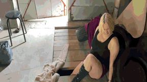 Jeanette is stuck WMV