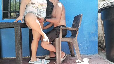 Outdoor sex with my hot, big-assed neighbor