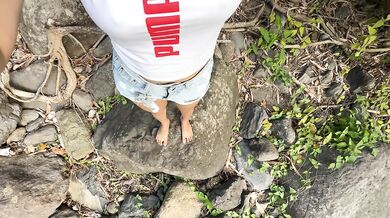 Aiko Maine Pinay Squirts Twice Public Gushing Pee Feet Ass