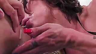 Sexy hot TS slurped on dudes cock