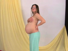 Hot pregnant fetish with cumshot