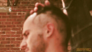 Senza preservativo, fisting, uomo – troie gay che si fanno fistare il culo