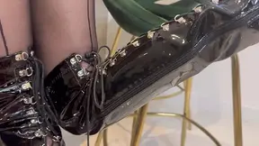 British MILF Teasing in Seamed Pantyhose, Leather Boots and Leather Gloves