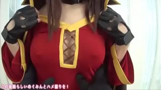 Cosplayer ชาวญี่ปุ่นแต่งตัวเป็น Megumin จาก KonoSuba พัดไก่และได้รับระยำ POV