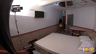 Aline Cassia com suas travessuras durante a gravação - Sandro Lima - Binho Ted