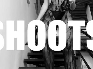 Backstages - Jane Royal and Jelena Volkov in photo shoot