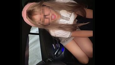 SEXO Publico en el CARRO! Se COGEN a COLEGIALA Chichona en el CARRO con el UNIFORME Puesto Despu&eacute_s de Pasar por ella a la ESCUELA! COMPLETO