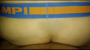 Sentando no macho gostoso.