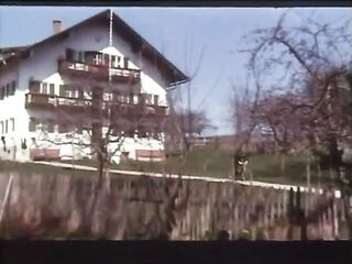 Schulmadchen-Report two (1971)