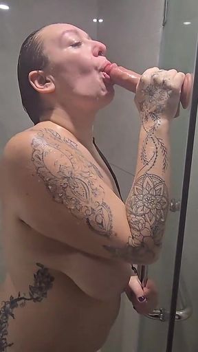 Jade Shower Play & Giggle Fit