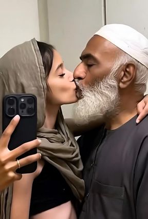 Punjabi teen gets naughty with her tight body