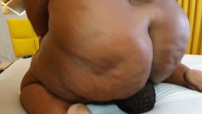 THE REAL LIFE OF A FETISHIST WITH HIS WIFE WHO PUNISHES HIM EVERY DAY WITH THE BIGGEST ASS WE'VE EVER SEEN - BY BOMBOM BBW - CLIP 4 IN FULL HD