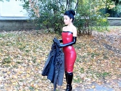 Amateur teen fucked outdoors