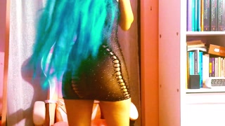 Ariel Ortiz is alone at home, so she masturbates by putting her whole hand in her vagina