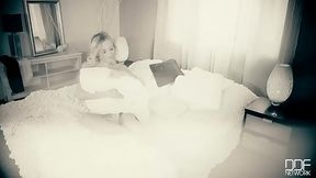 Goldielocks Gets her Orgasm - Russian'_s Solo Banger