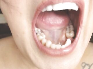 Mouth and Throat Spit Strings Uvula Tonsils Uvula