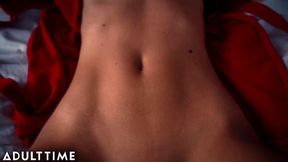 MODEL TIME Quarantine Sex with My Gamer Boyfriend
