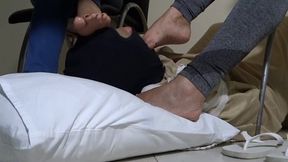 MELISSA AND MANUELA ALBERTINI FOOT DOMINATION SLAVE