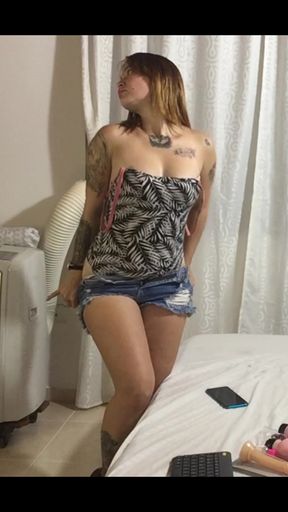 My girlfriend sends me sexy video showing me her tits.