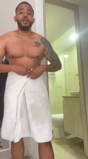 Sexy body in my house