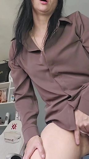 Jerk off to Me, I Seduced You.